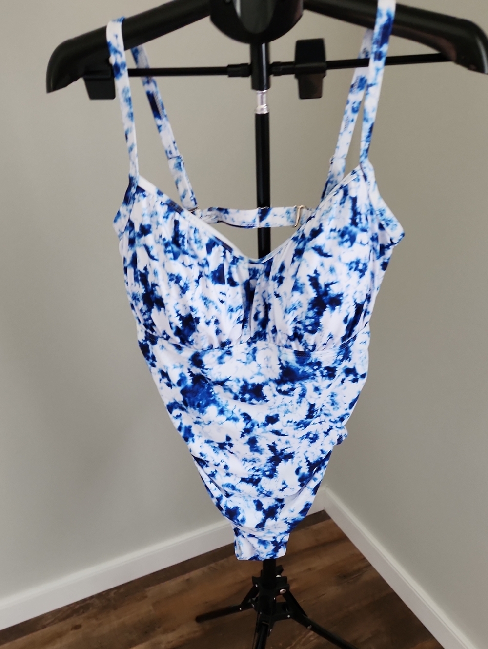 Women's Blue Tie-Dye One-Piece Swimsuit Size 16W